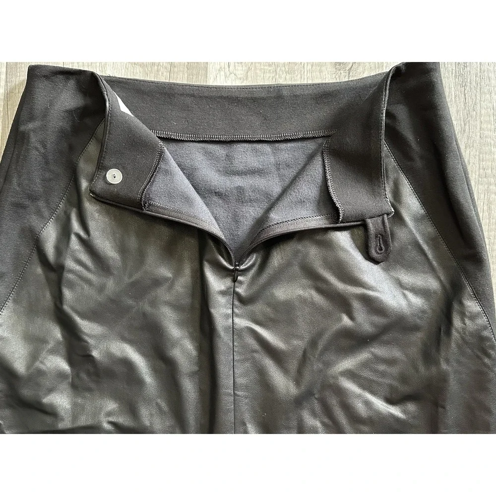 Chico's Skirt Size 1.5 US 8 Reg Black Faux Leather Cody Panel Pencil Skirt Slit‎